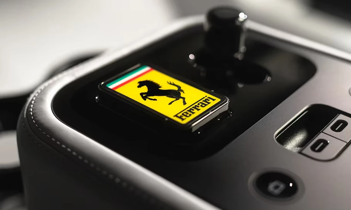 Ferrari Luce