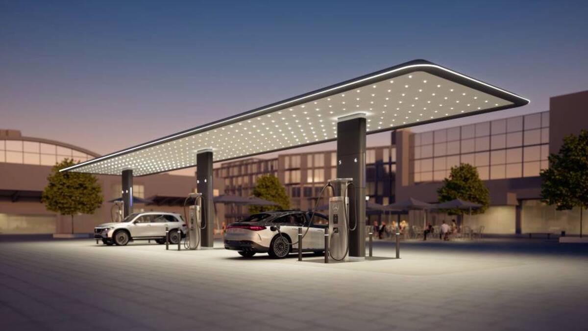 Mercedes-Benz NACS