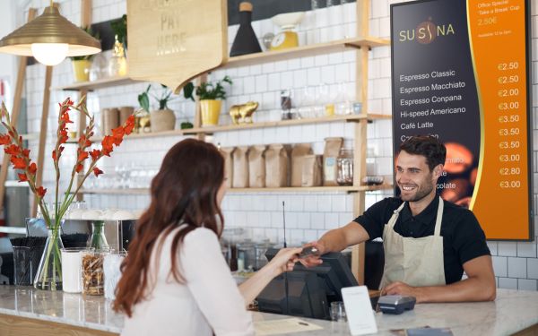M_Series_LCD_coffee-shop