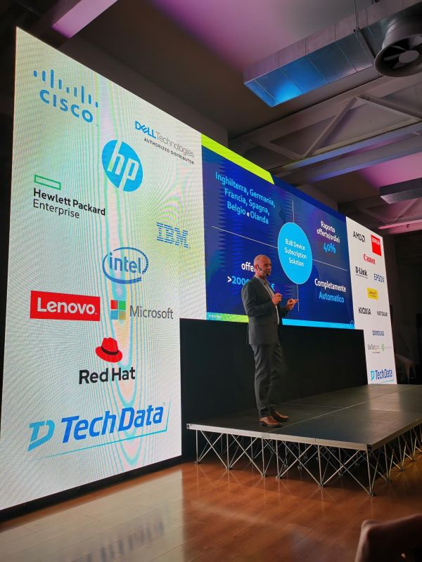 José Dias Tech Data