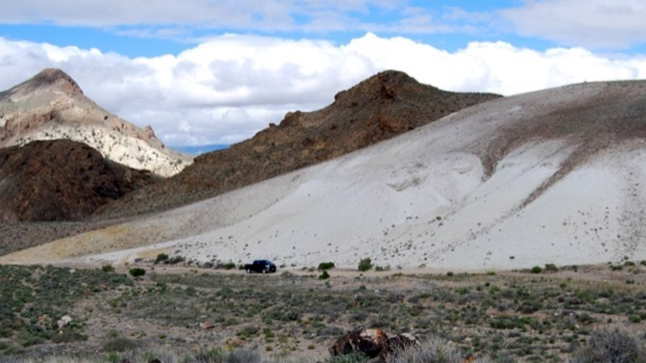 Rhyolite Ridge