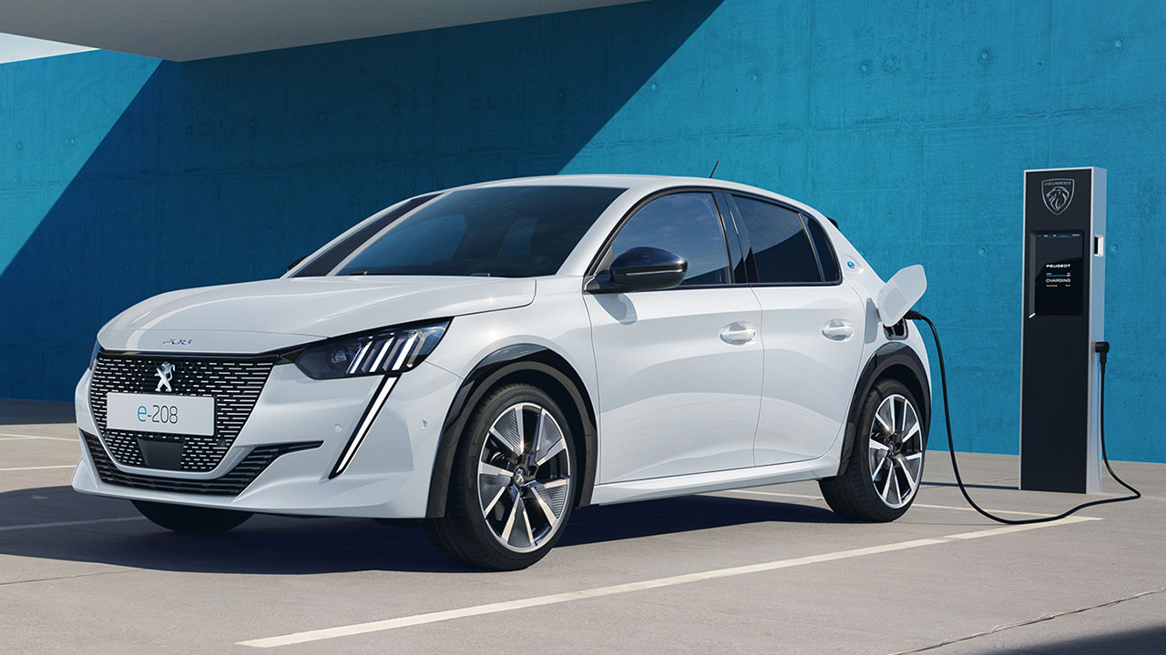 Peugeot e-208
