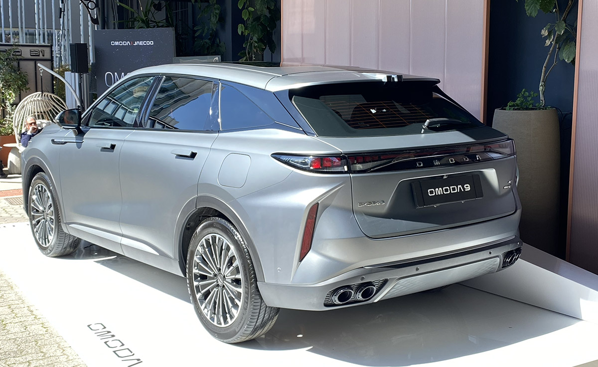 Omoda 9