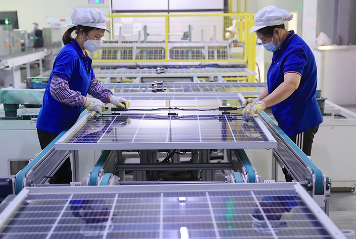 Celle solare perovskite efficienza 2023