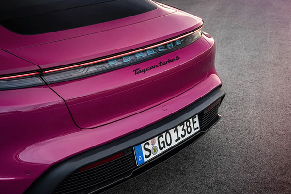 Porsche Taycan 2022