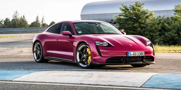 Porsche Taycan 2022