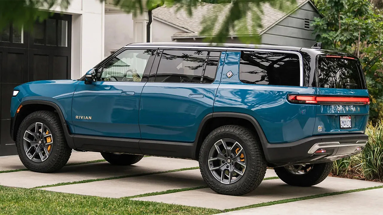 Rivian NACS