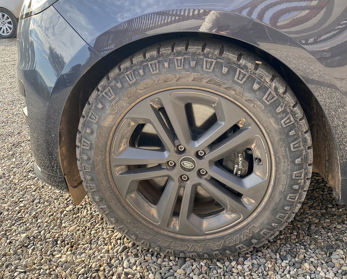 Range Rover Sport PHEV Offroad