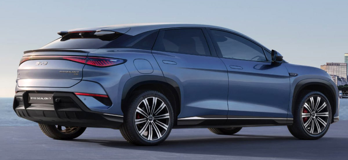 BYD Sealion 7