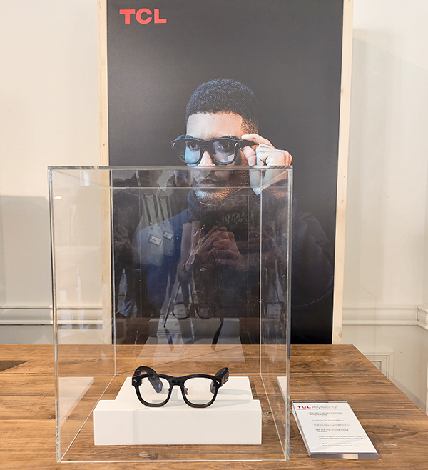 TCL MWC2023 RayNeo X2 smart glasses