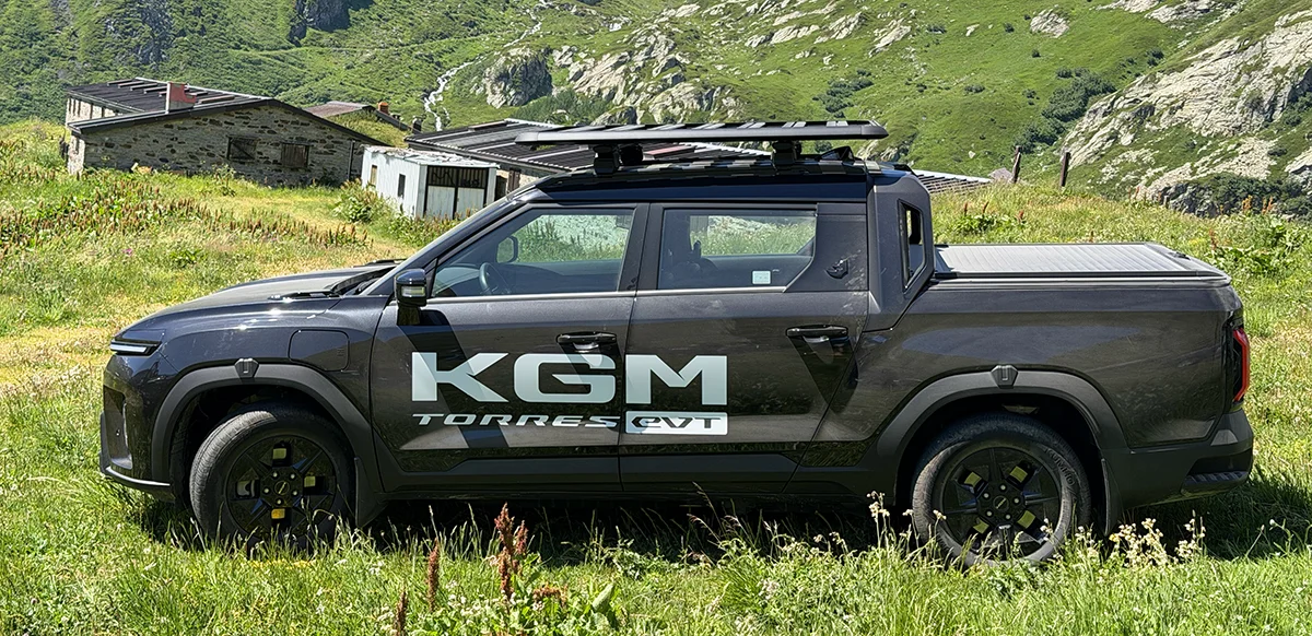 KGM Torres EVT