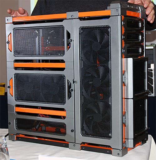 antec_lanboy_1.jpg (69392 bytes)