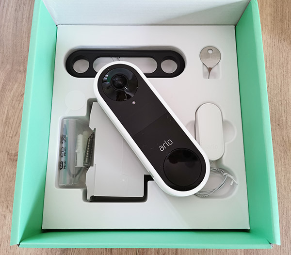 arlo_video_dorbell_2_s.jpg