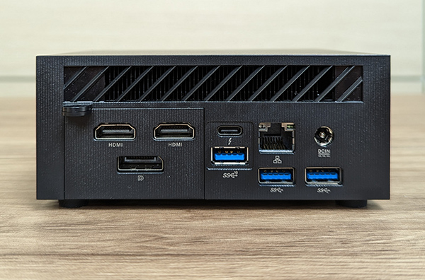 ASUS ExpertCenter Serie PN
