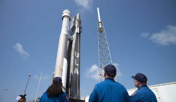 crew test boeing starliner