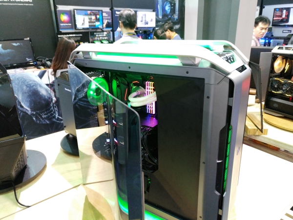 Cooler Master Cosmos C7000P