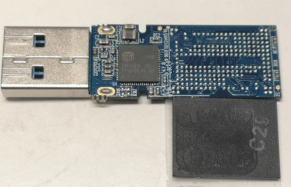 Chiavetta USB fatta con chip scartati e con nome produttore originale rimosso
