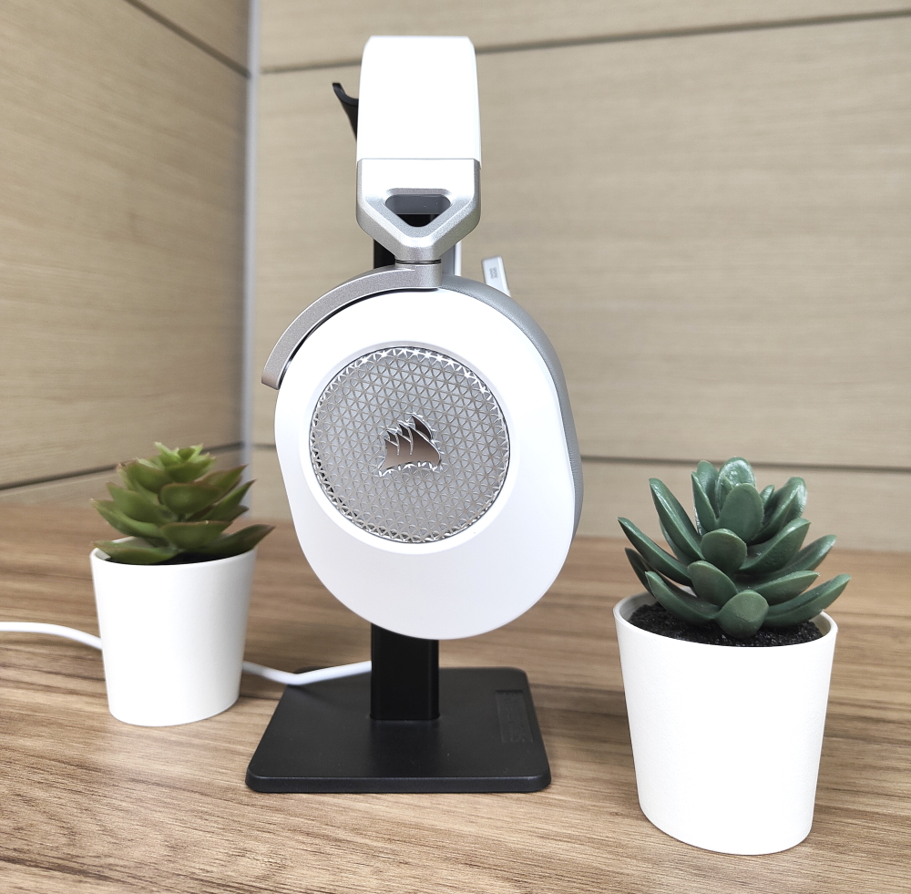 Corsair HS65 Surround