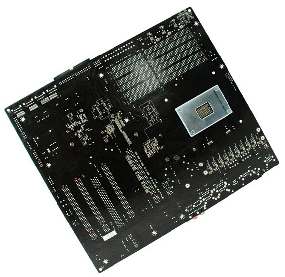 evga_classified_4.jpg (67086 bytes)