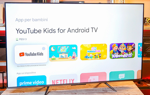 TCL C635 QLED in formato da 55 pollici con la nuova interfaccia Google TV