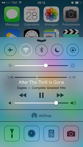 iOS 7 - Blur attivo