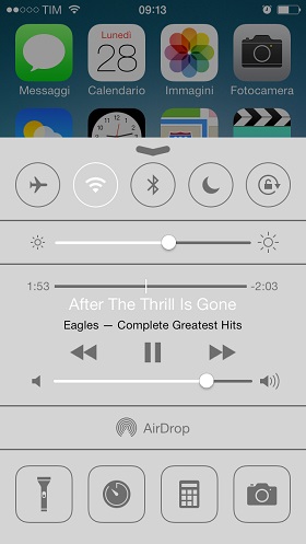iOS 7 - Blur disattivato