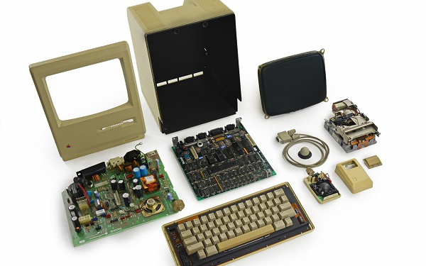 Macintosh 128k teardown