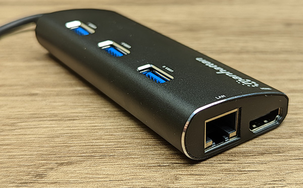 Adattatore USB-C SuperSpeed Multiporta