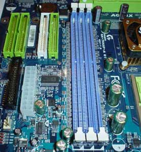 memoryide_kt400a_gigabyte.jpg