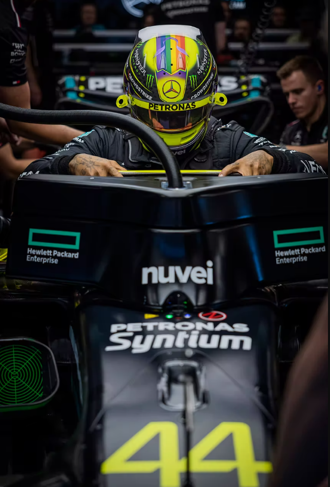 mercedes F1 teamviewer 2.png