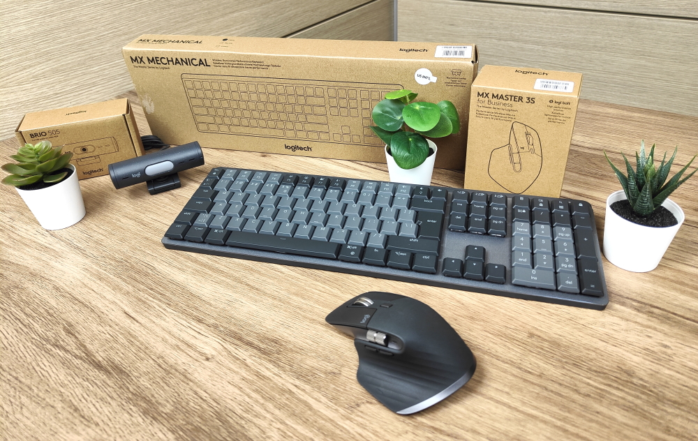 Scrivania Logitech