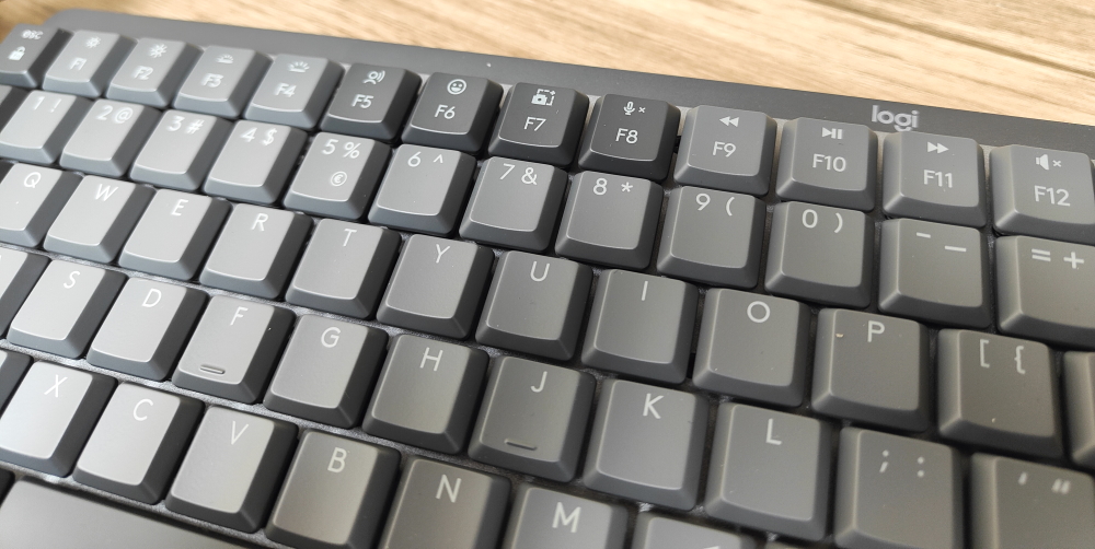 Scrivania Logitech