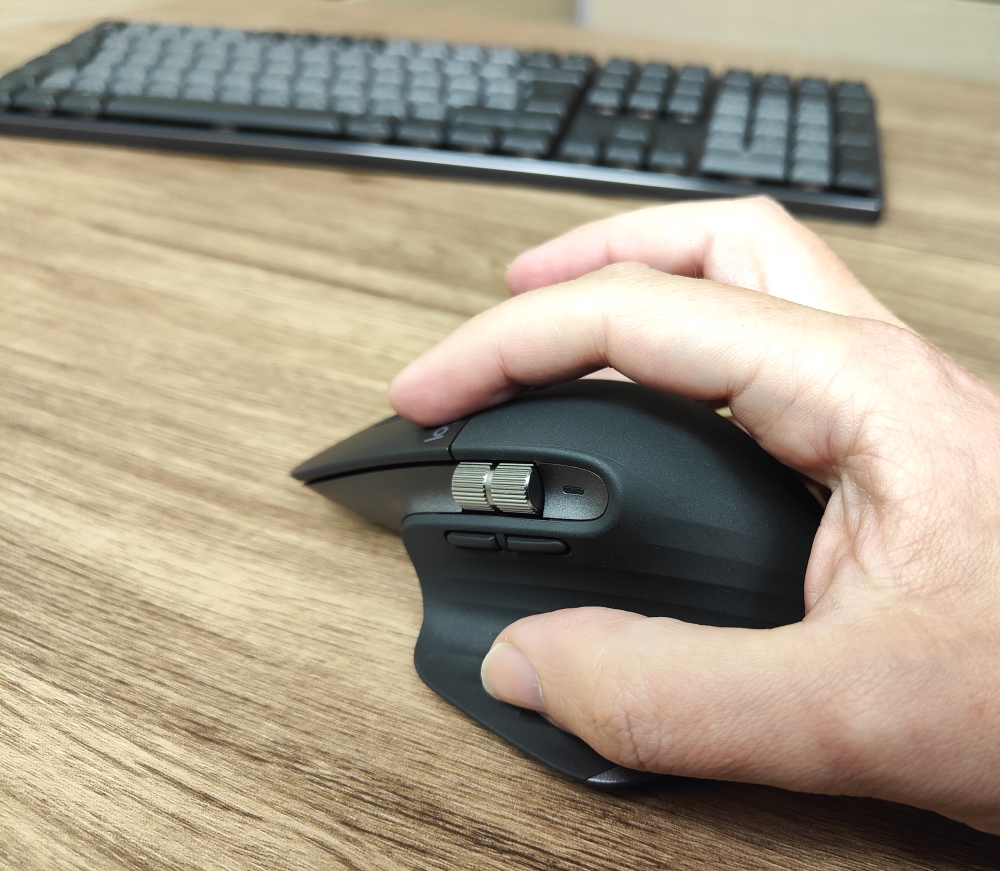 Scrivania Logitech