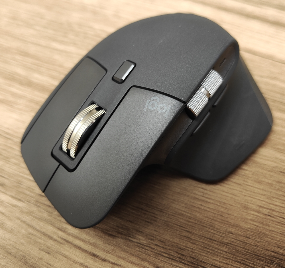 Scrivania Logitech