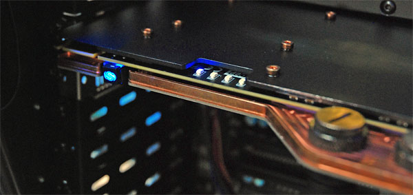 sapphire_7990_atomic_5.jpg (34501 bytes)