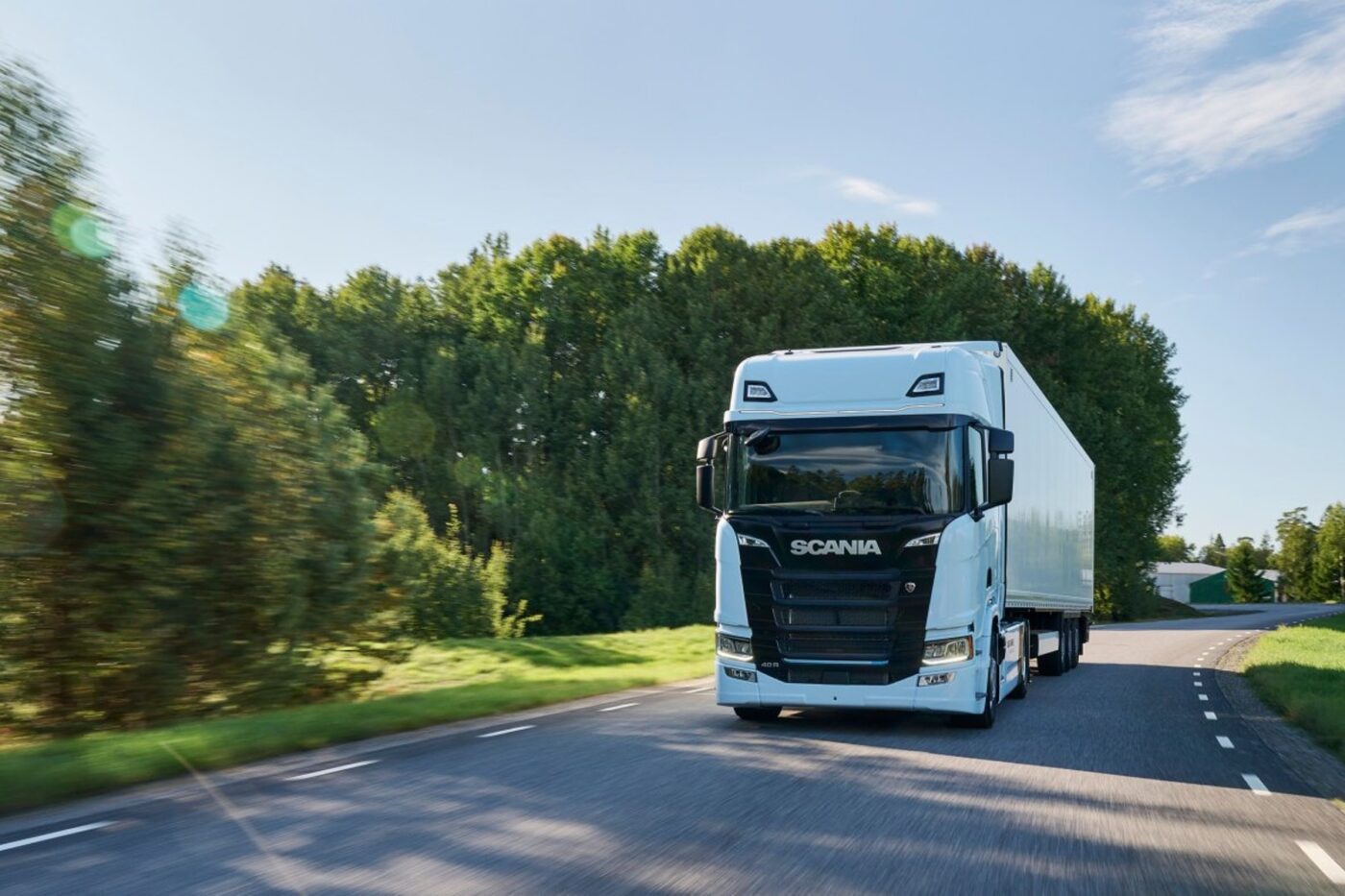 Scania camion lungo raggio
