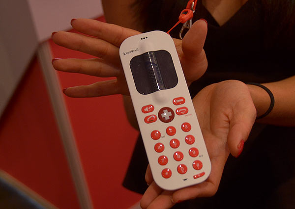 Spareone, il telefono di emergenza con 15 anni di autonomia, Computex 2013