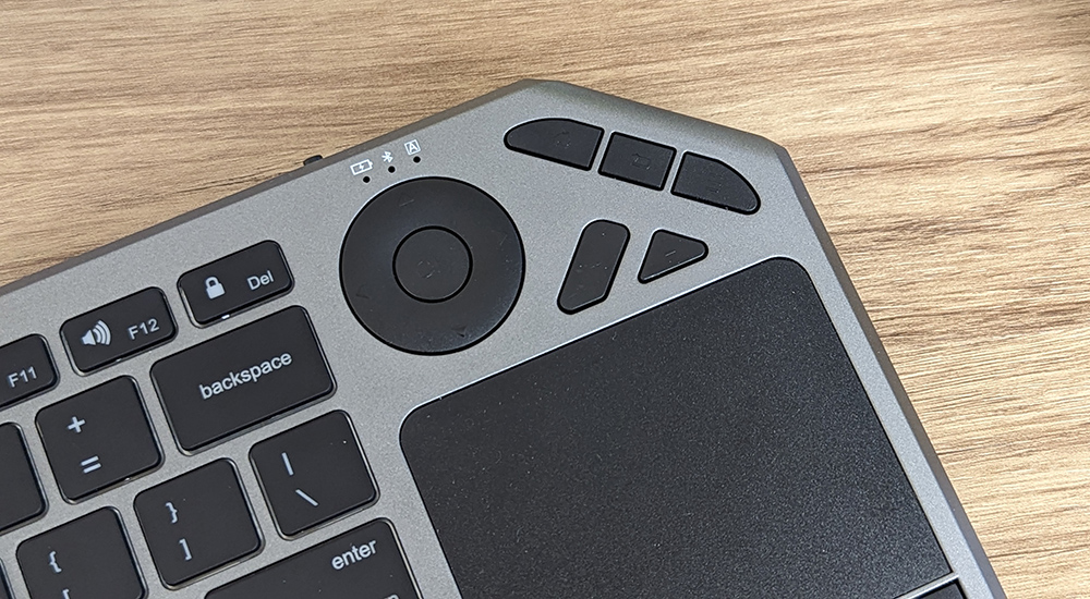 Tastiera Wireless Dual Mode di TECHly