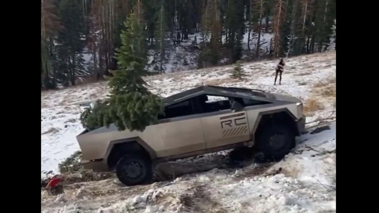 Cybertruck Tesla neve
