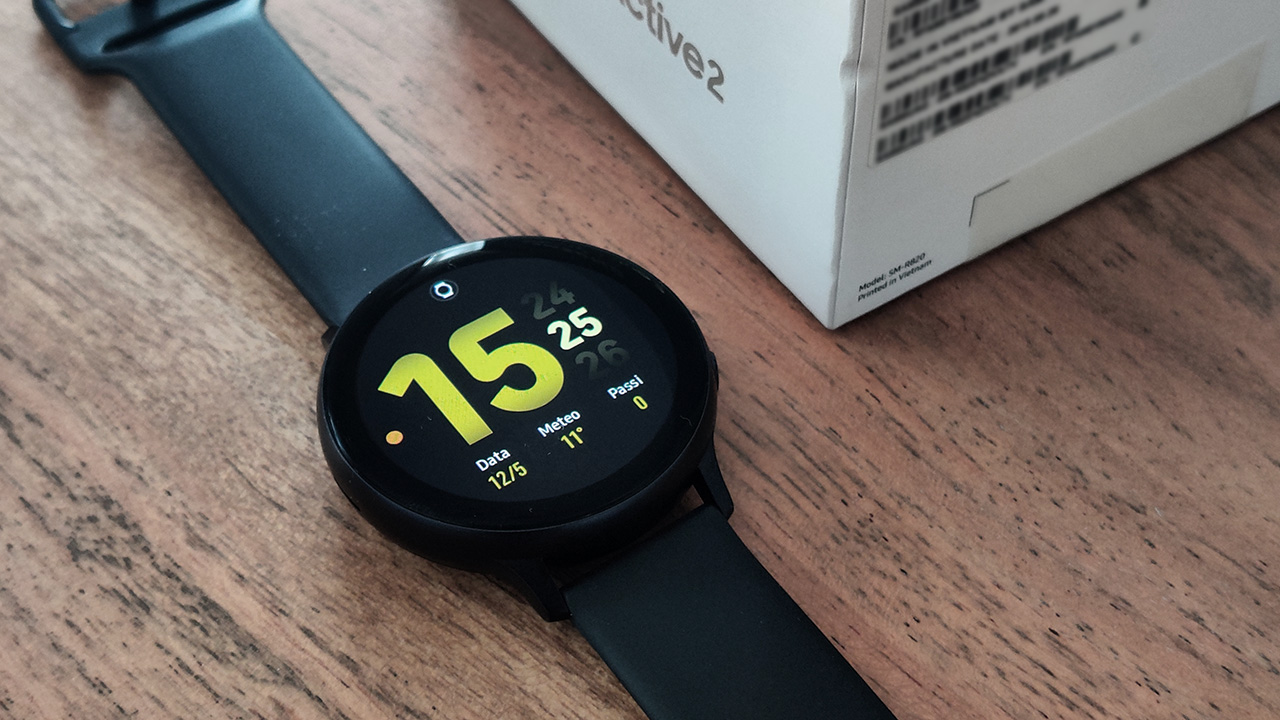 samsung smartwatch active 2 waterproof
