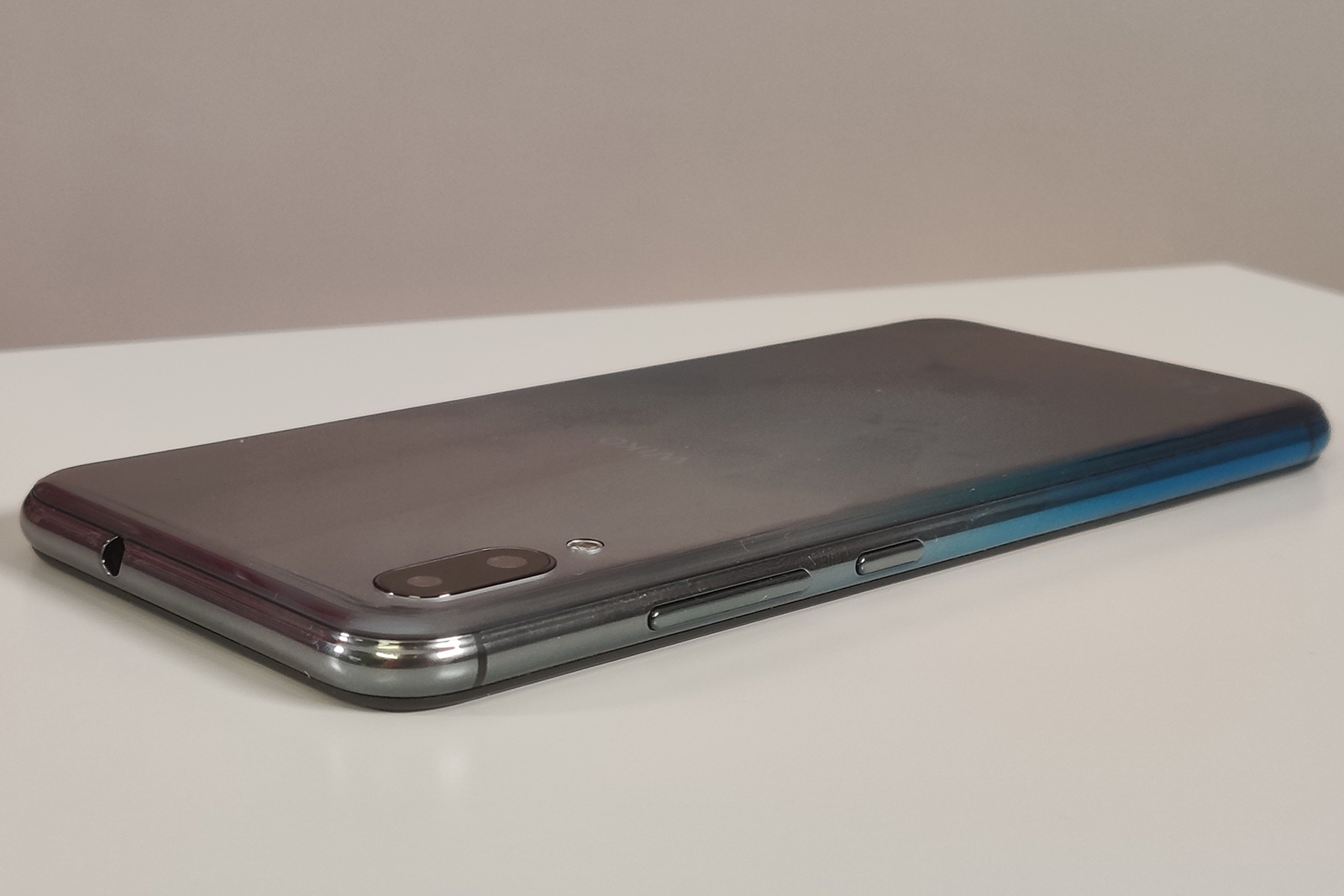 Wiko View3 Lite recensione