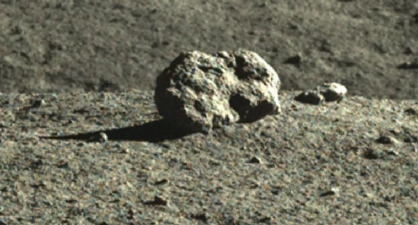 roccia yutu-2 luna