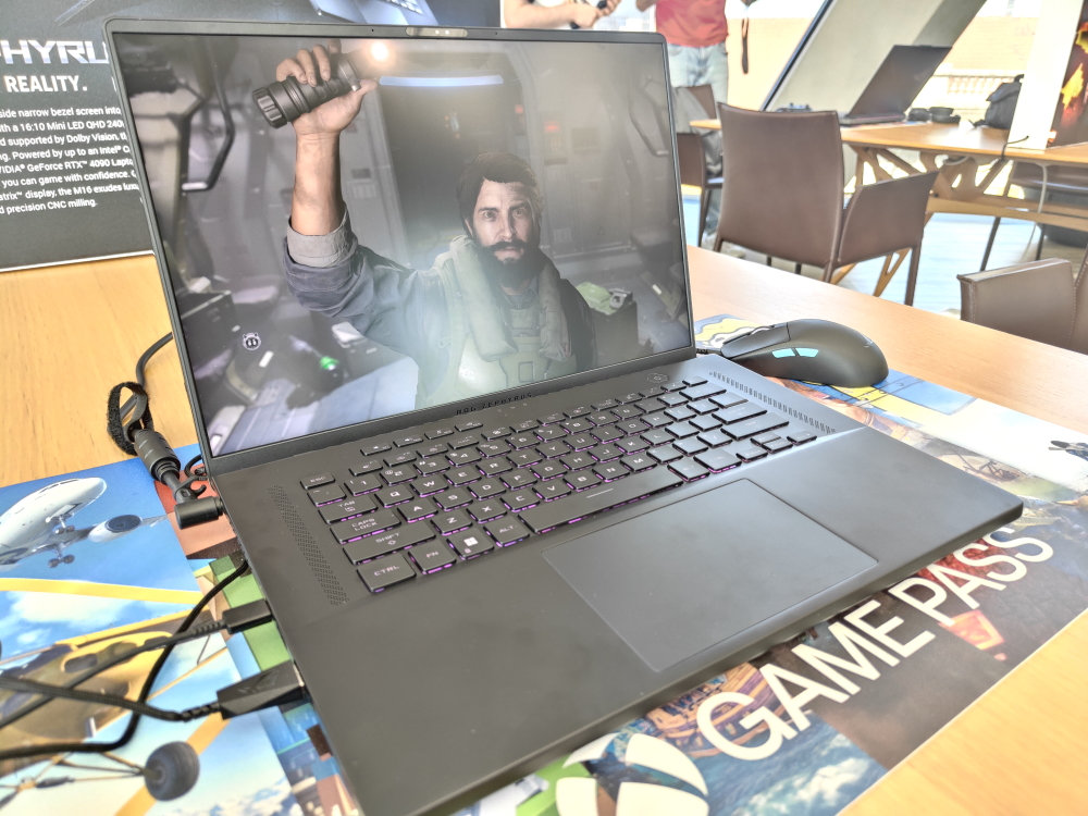 ROG Zephyrus M16 (2023)