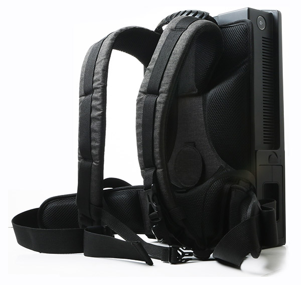 zotac_vr_backpack_2.jpg (56539 bytes)